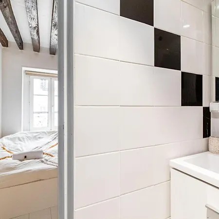 Apartment Guestready - Exposed Beams Flat Near Le Marais *