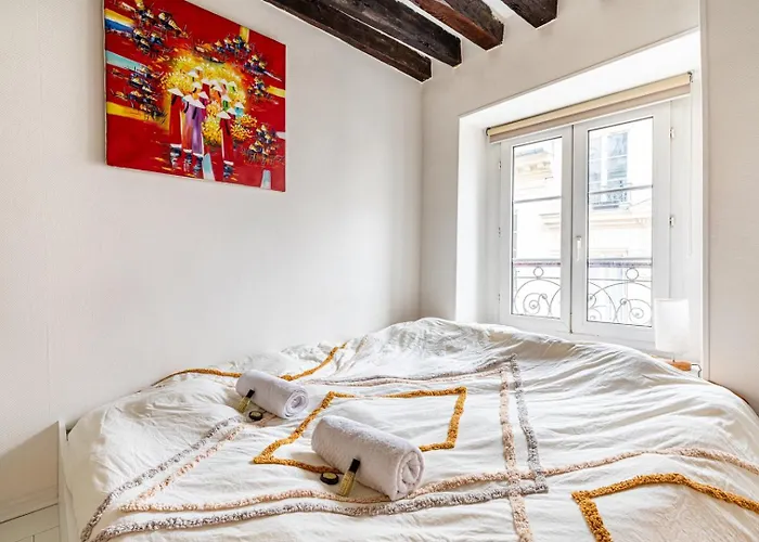 Daire Guestready - Exposed Beams Flat Near Le Marais